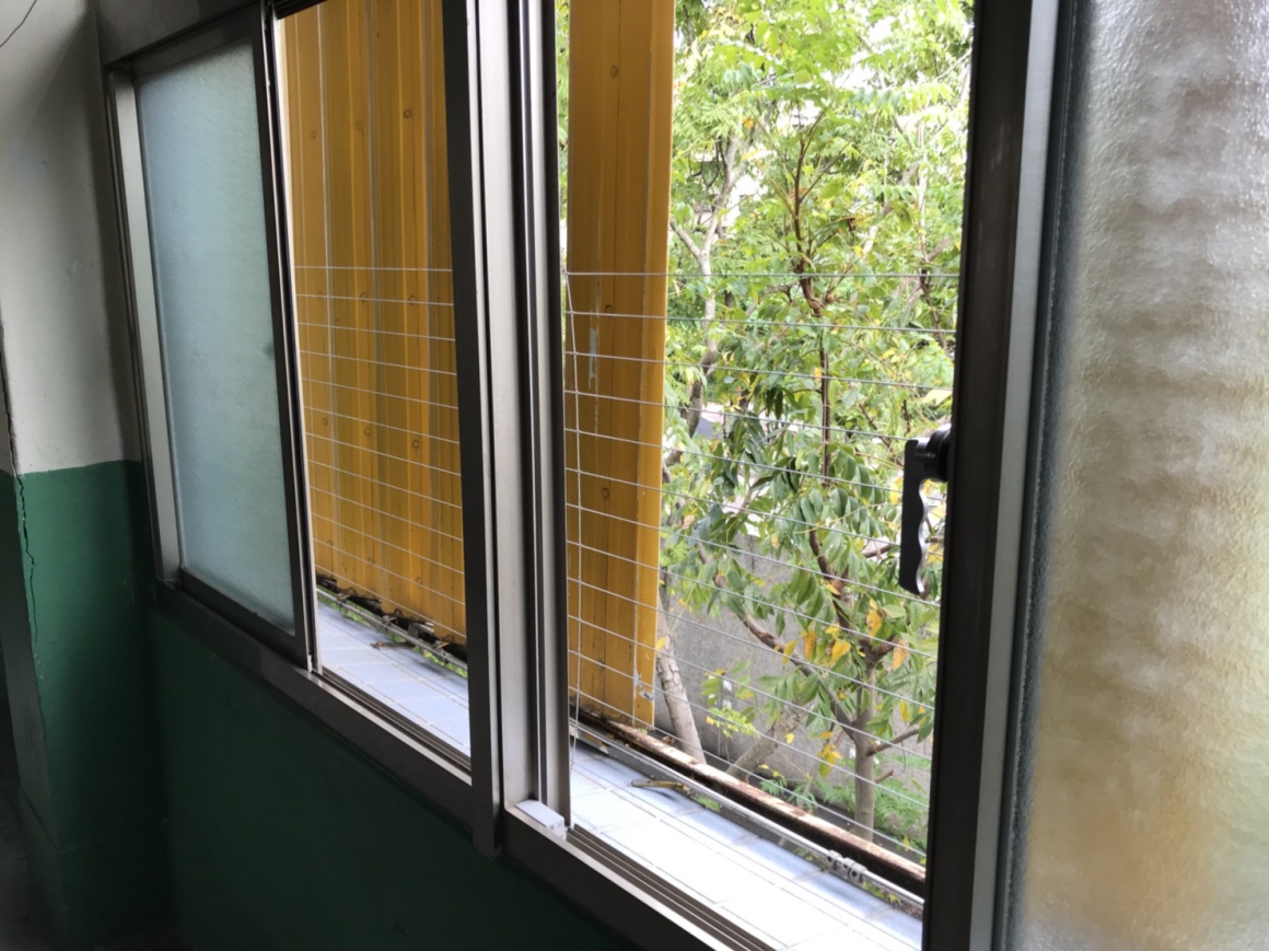 2017-11-01-台北市信義區-三興國小-隱形鐵窗