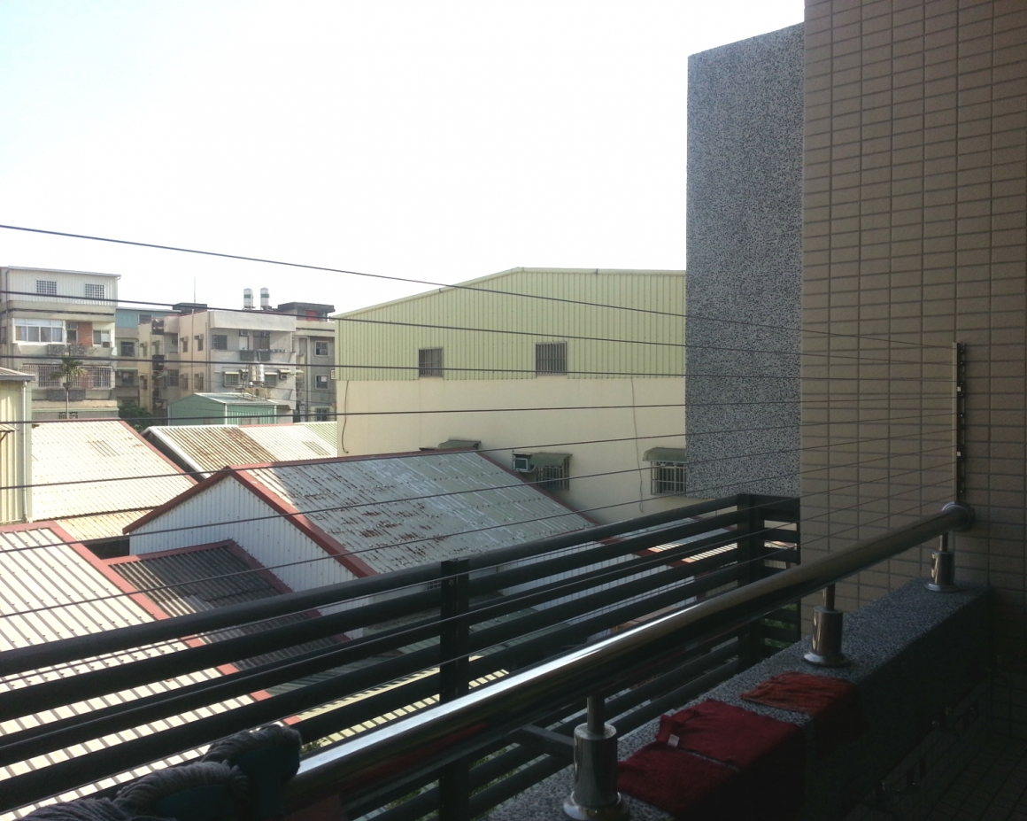 2013-02-25-高雄市前鎮區-仁愛國小-防墜網2