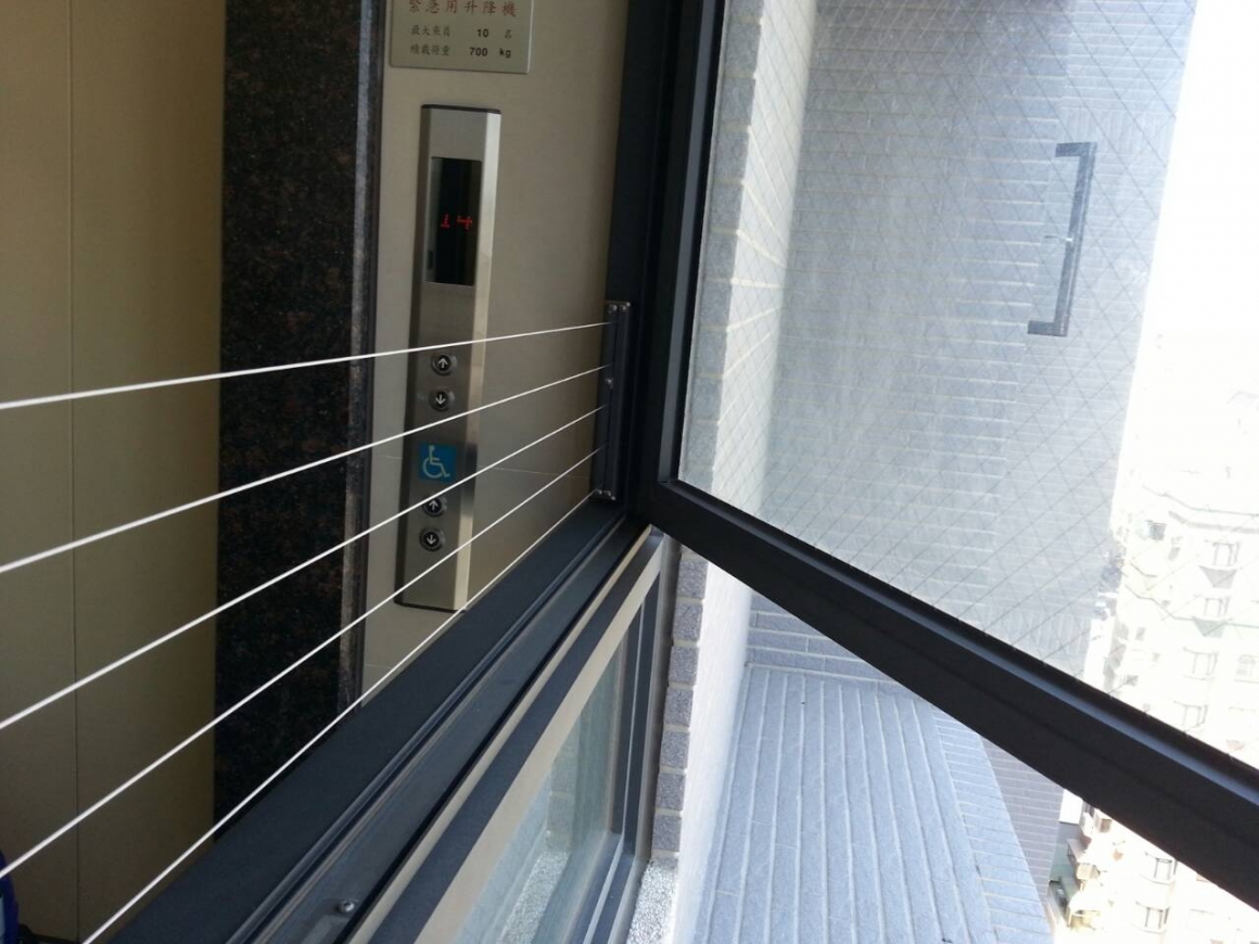 2014-12-04-台中市西屯區社區公設 -隱形鐵窗│半截式防墜網